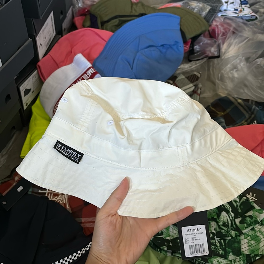 Stussy bucket hat